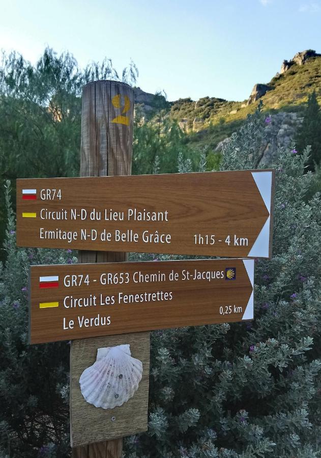 Gite De La Tour Saint-Guilhem-le-Desert Exterior photo